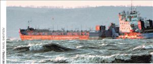 ▅ Μαύρη Θάλασσα. Τα πλοία που βυθίστηκαν έχουν ήδη γεμίσει το νερό  με επικίνδυνα χημικά   