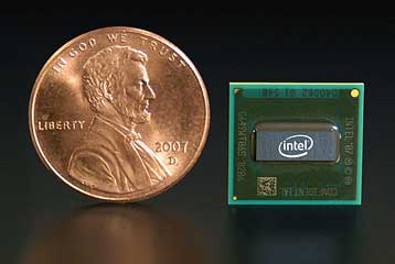 Τα τσιπ Atom είναι τα μικρότερα που παράγει η Intel