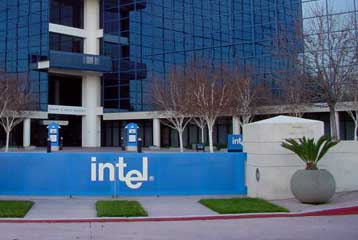 Η γκάφα της McAfee «ουσιαστικά γονάτισε τα γραφεία της Intel»