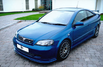 in_Opel_Astra_Coupe_888_01.jpg
